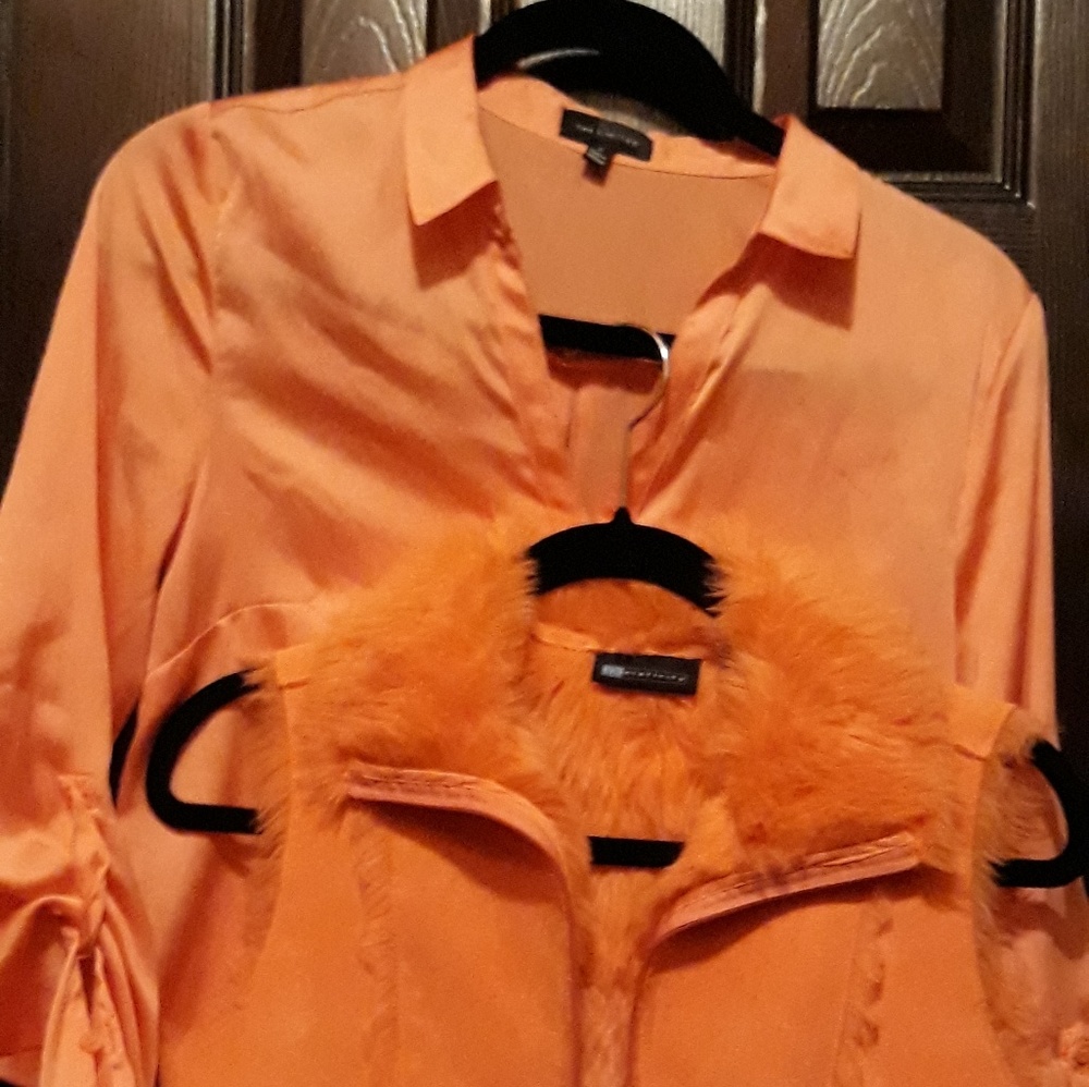 Relativity Vest - Picture 3 of 7
